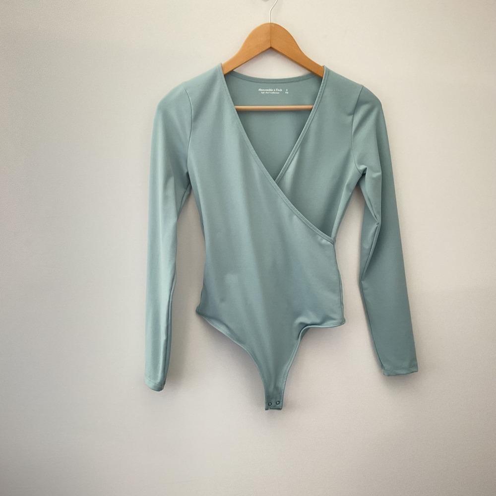 Abercrombie & Fitch Soft A&F Collection Faux Wrap Long Sleeve Bodysuit S